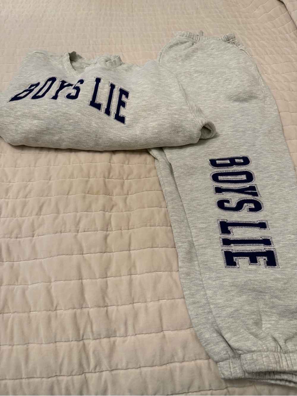Boys Lie sweatpants and sweatshirt - Picture 2 of 11